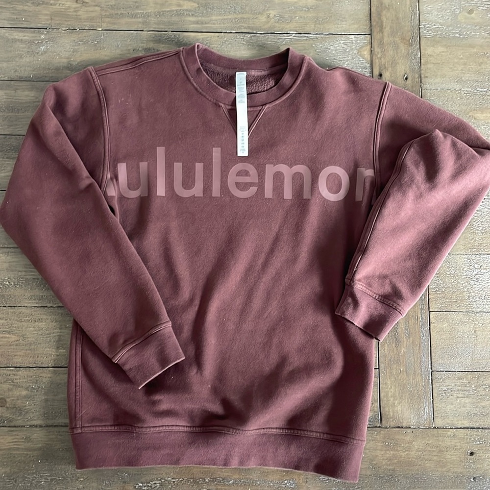 Lululemon All Yours maroon crew neck size 4